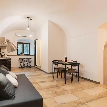 -suite ❉marmor - Elegante Casa Storica ❉ דירה